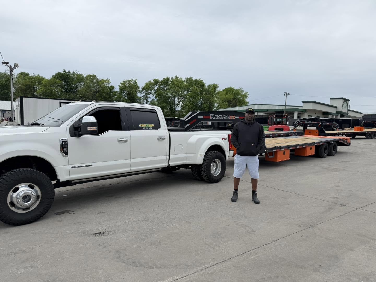 Brian Oates with Knock'Em Down Solutions truck